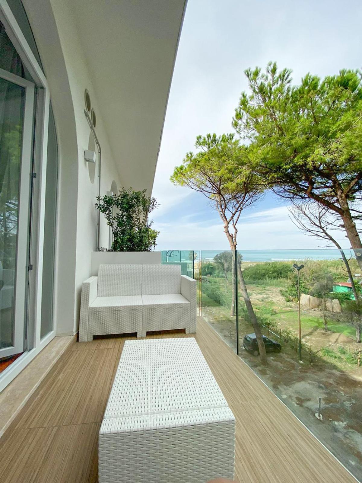 Hotel Artemide Mare Paestum Ngoại thất bức ảnh