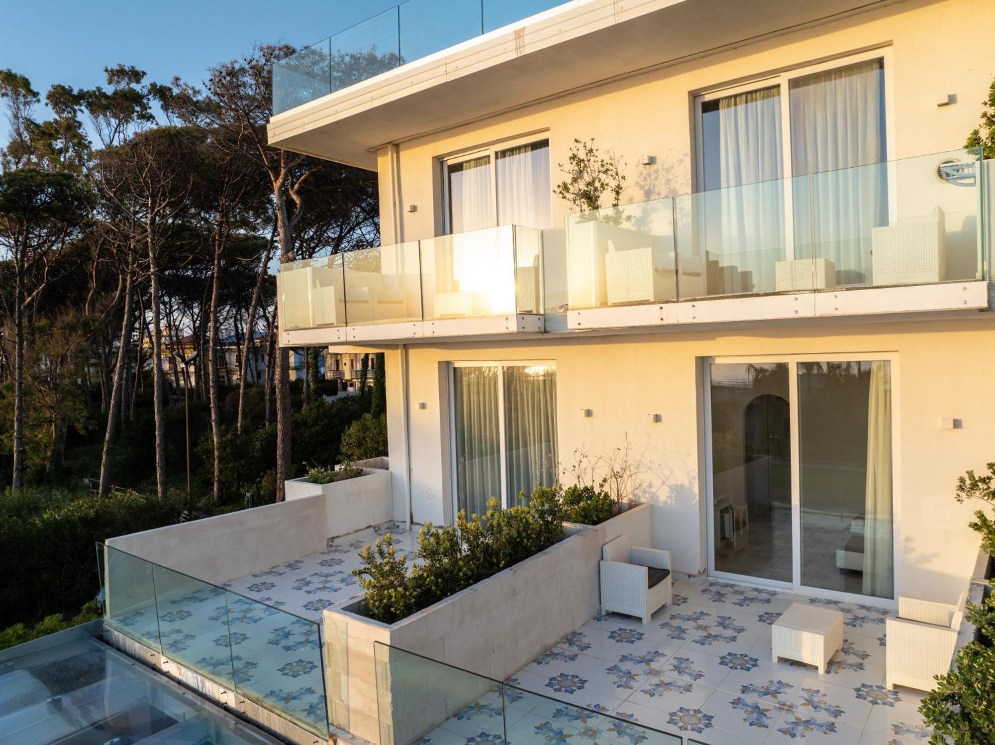 Hotel Artemide Mare Paestum Ngoại thất bức ảnh