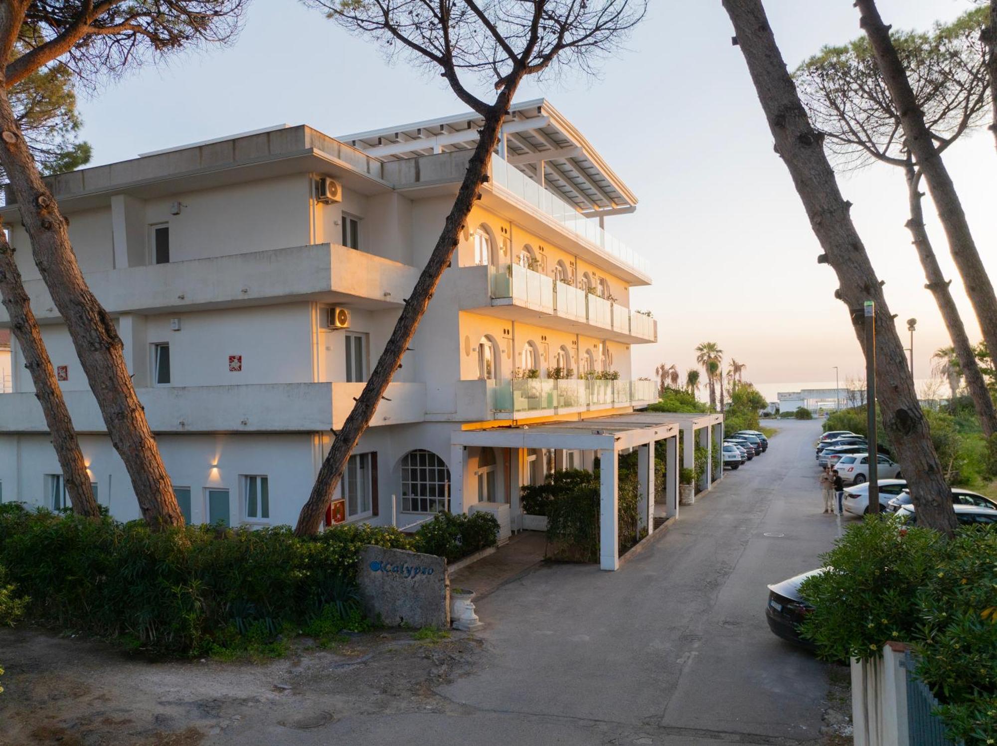 Hotel Artemide Mare Paestum Ngoại thất bức ảnh